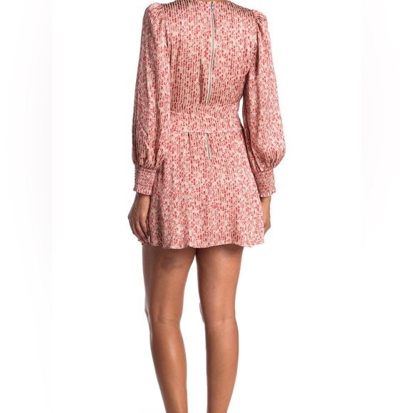 Alice & Olivia long sleeve dress. - Picture 3 of 5